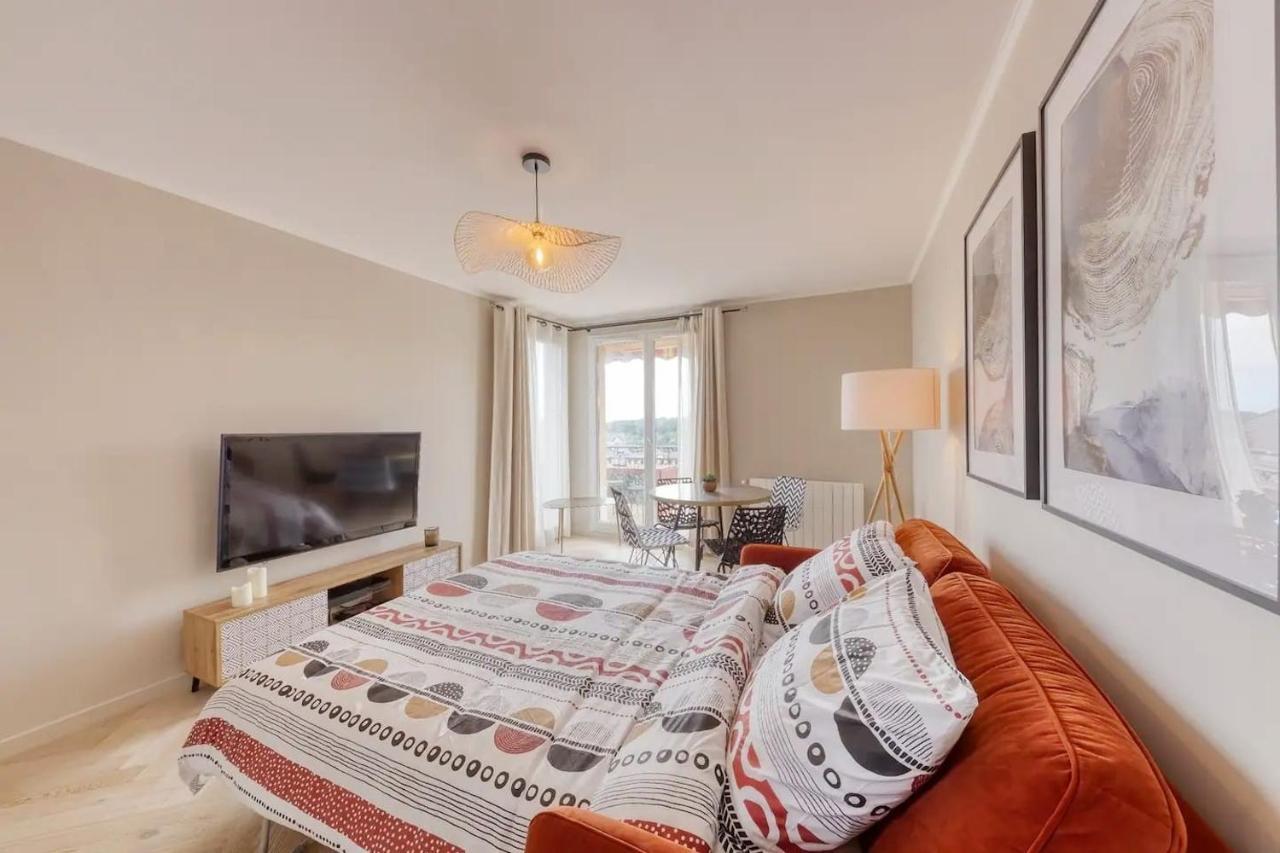 Bellevue Apartman Magny-le-Hongre Kültér fotó