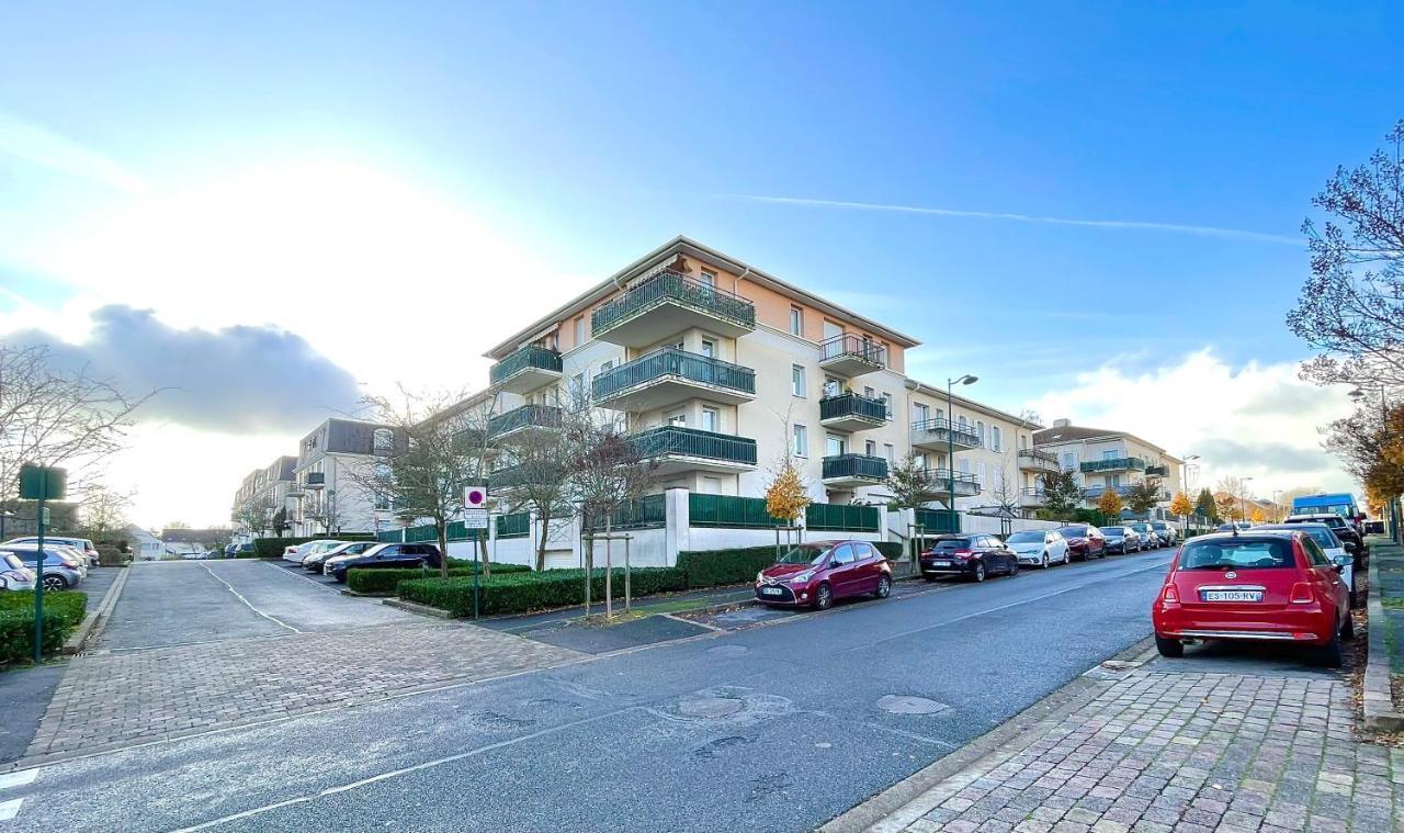 Bellevue Apartman Magny-le-Hongre Kültér fotó